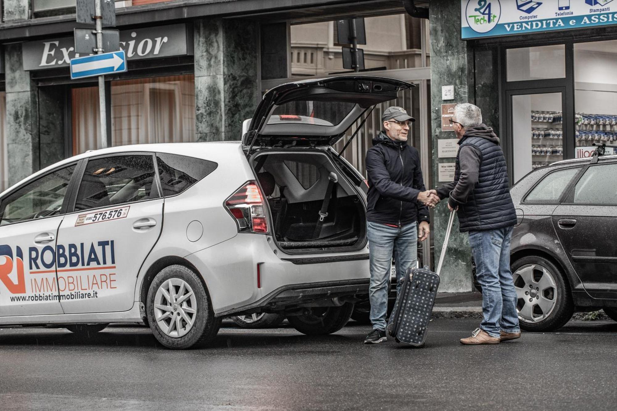 Angolo Alla Stazione - Bilocale Ristrutturato Zona Stazione E Ospedali Pavia Buitenkant foto
